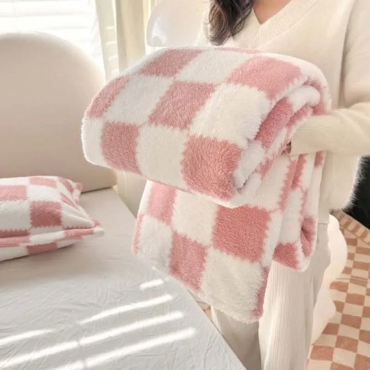 1 Piece Pink White Flannel Panda Fleece Soft and Comfortable Blanket