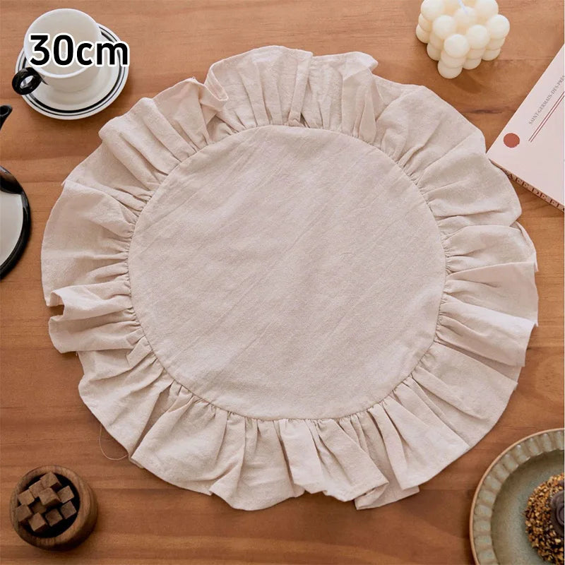 Retro Style Cotton Solid Color Circular Placemat with Ruffle Edge Decoration