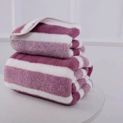 High-Absorption Quick-Dry Bath Towel - Thick Coral Fleece, Non-Shedding & Durable, Perfect for Daily Family.