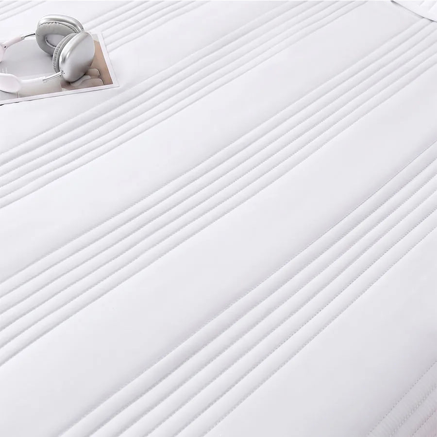Lightweight Quilted Summer Blanket for Bed Double Sided Soft Breathable