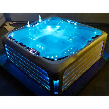High-Quality 5 Persons Outdoor Massage Luxury Outdoor Hot Tub Spa Pool