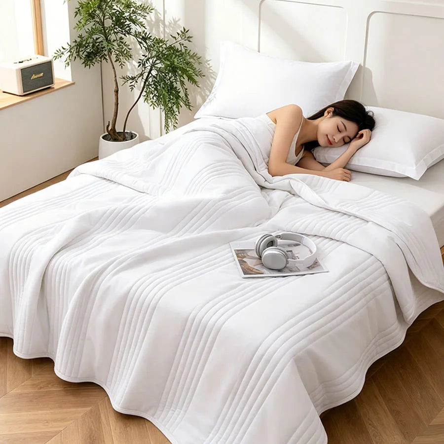Lightweight Quilted Summer Blanket for Bed Double Sided Soft Breathable