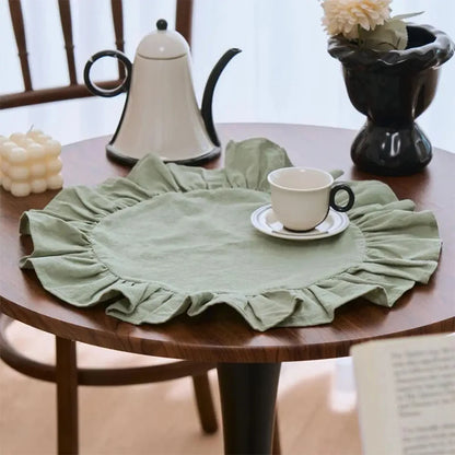 Retro Style Cotton Solid Color Circular Placemat with Ruffle Edge Decoration