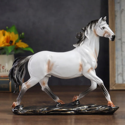 Style vintage resin horse sculpture